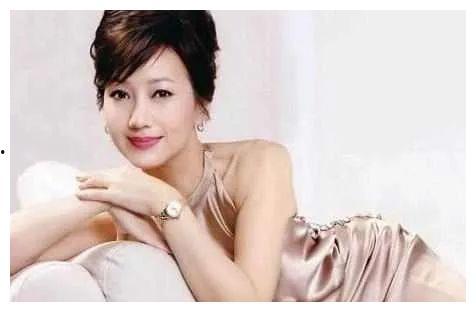 娱乐圈不老女神排行 榜,岁月无痕，她们如何保持青春魅力？