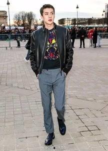 吴世勋巴黎时装周照片